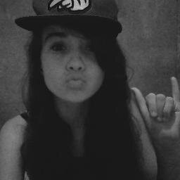 @praazer_luuh  @eveliynagatha @metro_minhavida @YagooNunees  #gih sz amo vcs muito'