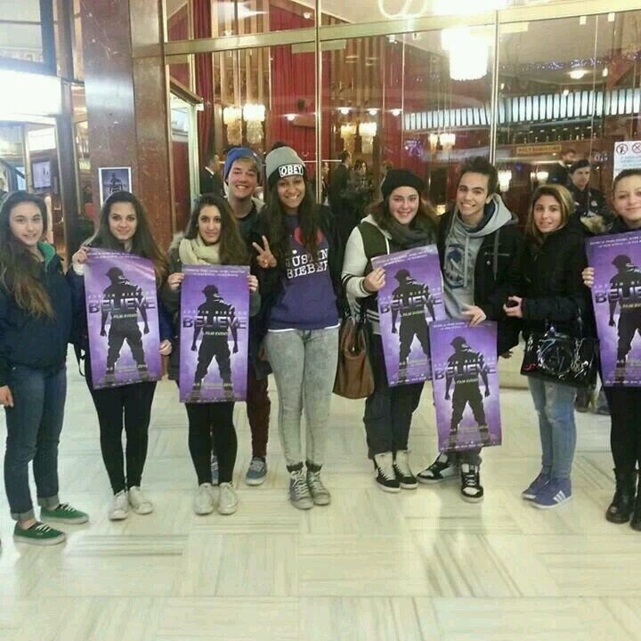 Hi guys, I'm Helen. @justinbieber give me ispiration! Always follow your dream #NEVERSAYNEVER (follow me too LoL) I'M A BELIEBER AND PROUD! #MuchLove ♥♥