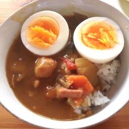 食べること大好きな、40代男性。亀城庵といううどんの通販サイト運営しています