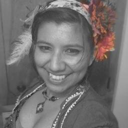Mommy, Belly Dancer, Hula Hoop and Donut Lover, simple girl with big dreams, Looking to make friends across the globe.