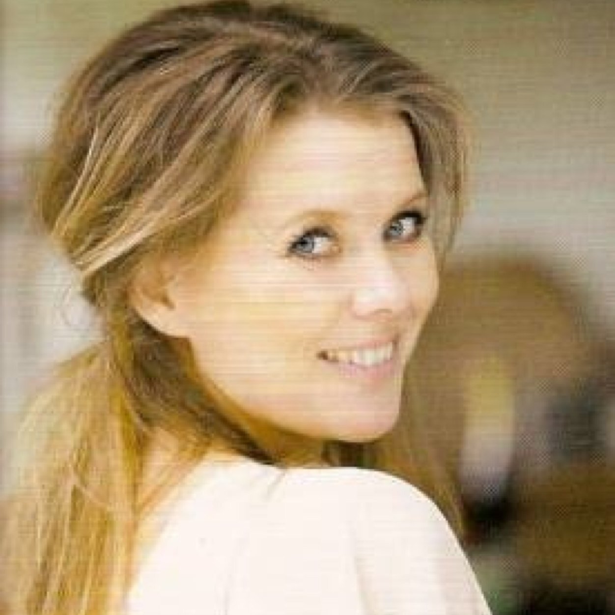 Babette Van Veen Babette Van Veen