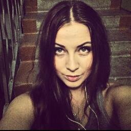 ElleVuds's profile picture. Брось детка, мы же играем...