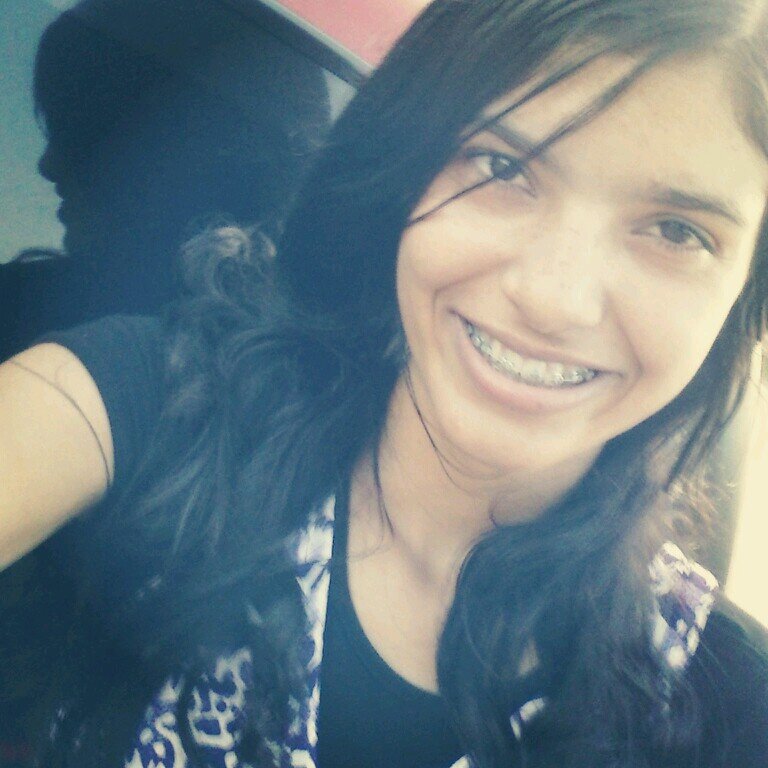 Janaina Carvalho ( Jannah_Leite) Twitter