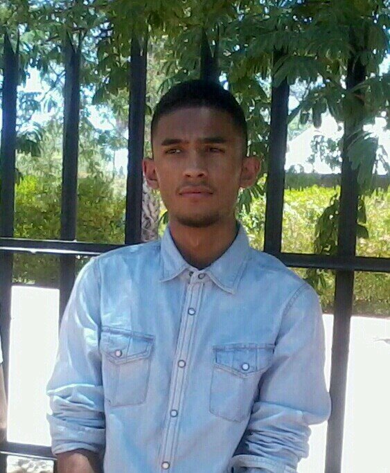 I really love football. Manchester United supporter