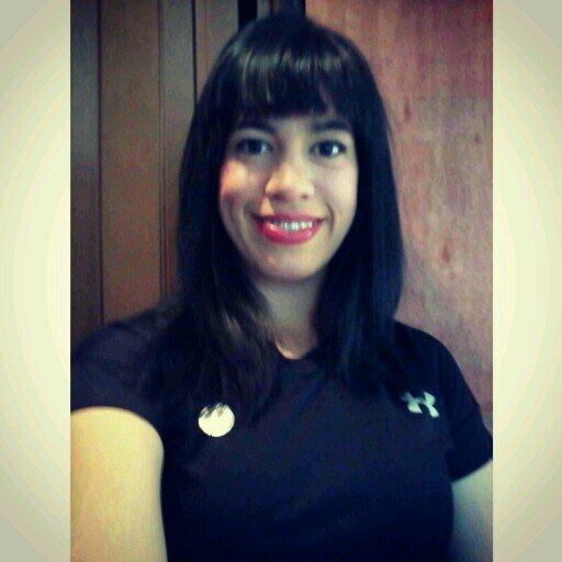 Bailarina,mi vida el baile. Actualmente bailarina en el grupo de Dancers @OBYCREW muchas metas comprometida con lo que hago y con lo que quiero!!