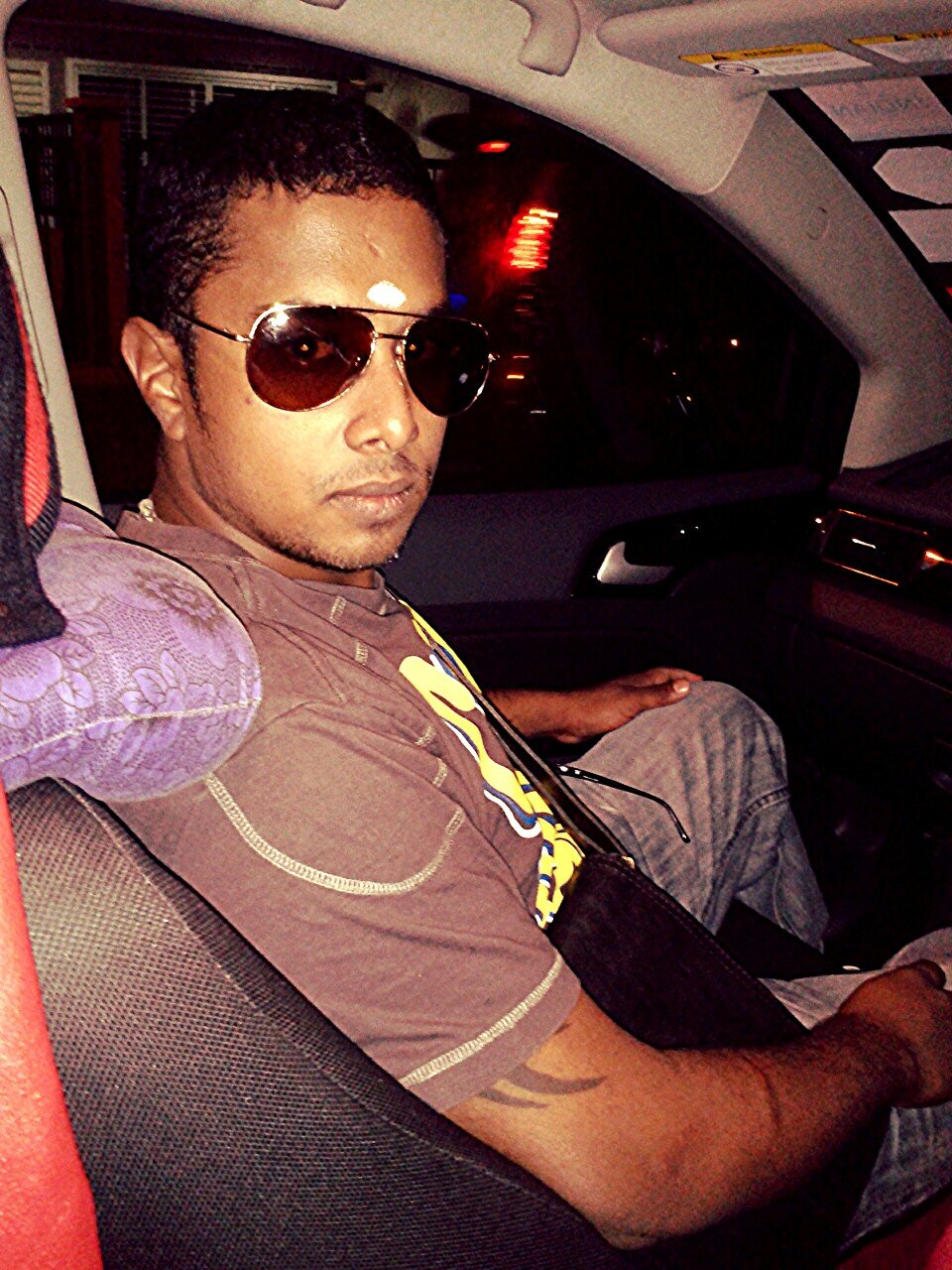 vimalchaku1's profile picture. 