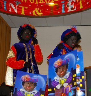 hallo allemaal, ik ben de regelpiet van sinterklaas en dit is mijn twitter account. Follow=Followback amor lo conquista todo