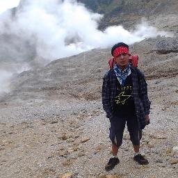 dheniflanger's profile picture. mengisi suara ngga karuan di BLOOM band