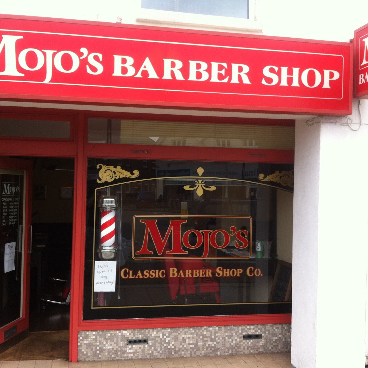Classic barbershop on the edge of Worthing town. Owned and run by Sam Jenner with help from Jayk Valentine-O'Connell
Est. 2012