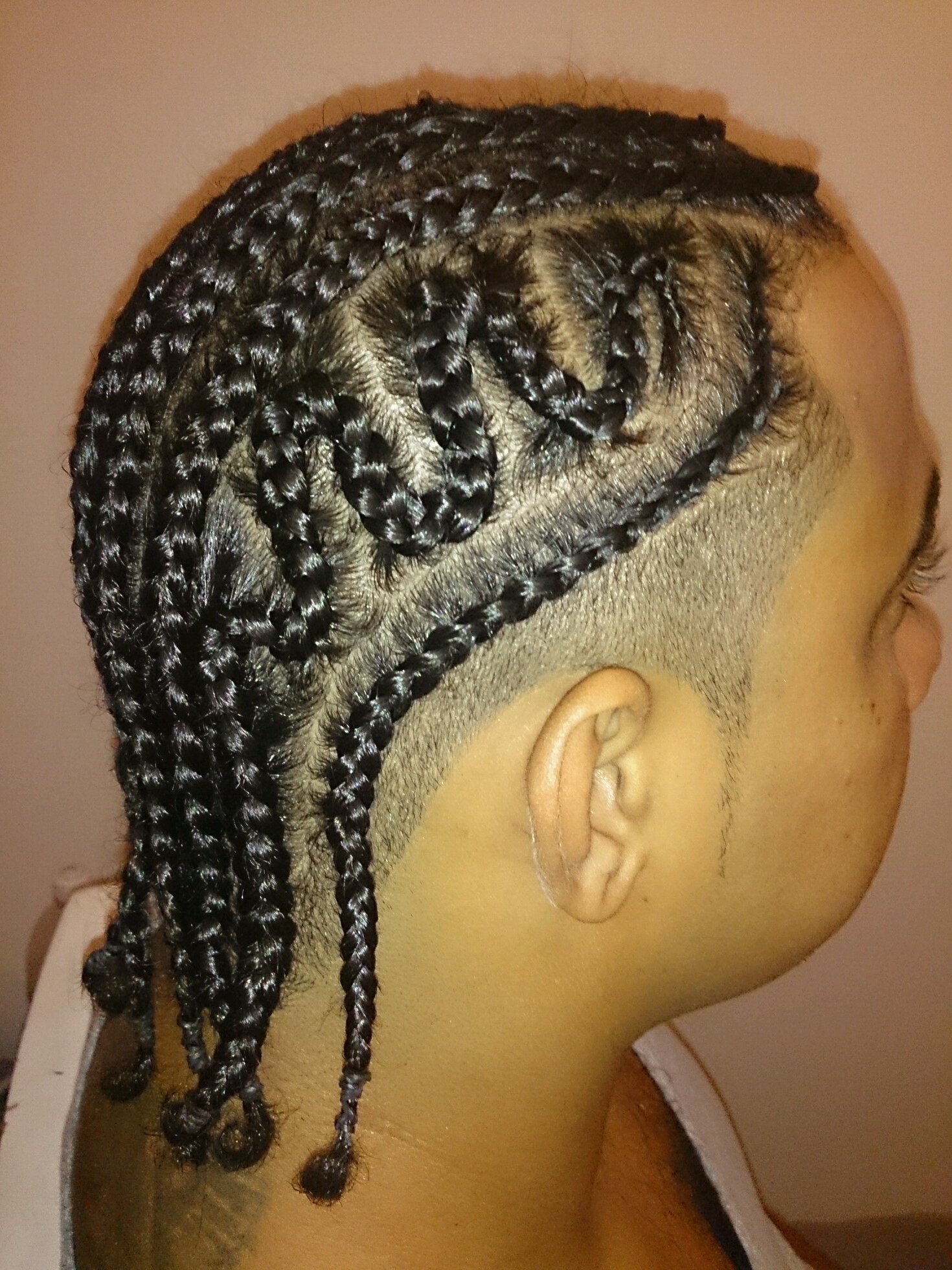 sir_binky's profile picture. Single and ready to mingle