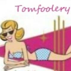 Sarcastic Southern Gal. Addiction to Sunshine, Rainy Days & Laughing. Lots of laughing