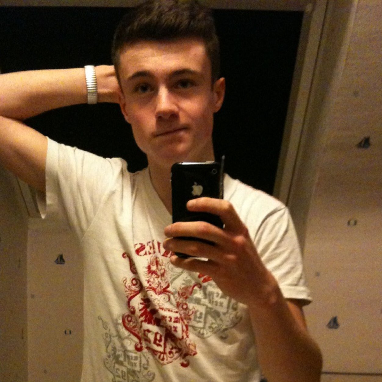 Sympa Cool I like 1D ❤ Elyar Fox I have 15 years old I'm so HAPPY ❤ FOXERS & DIRECTIONEUR