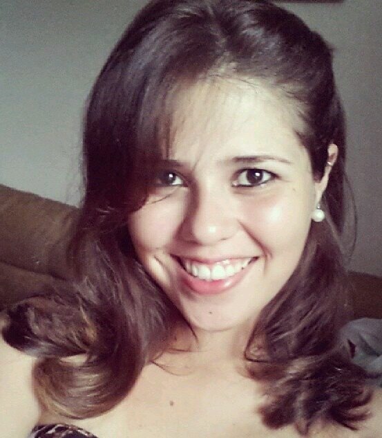 Estudante de Pedagogia, gremista e uma pessoa de bem com a vida ;)