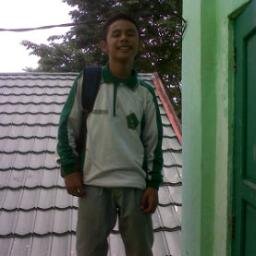 follow @mhmmdaguss