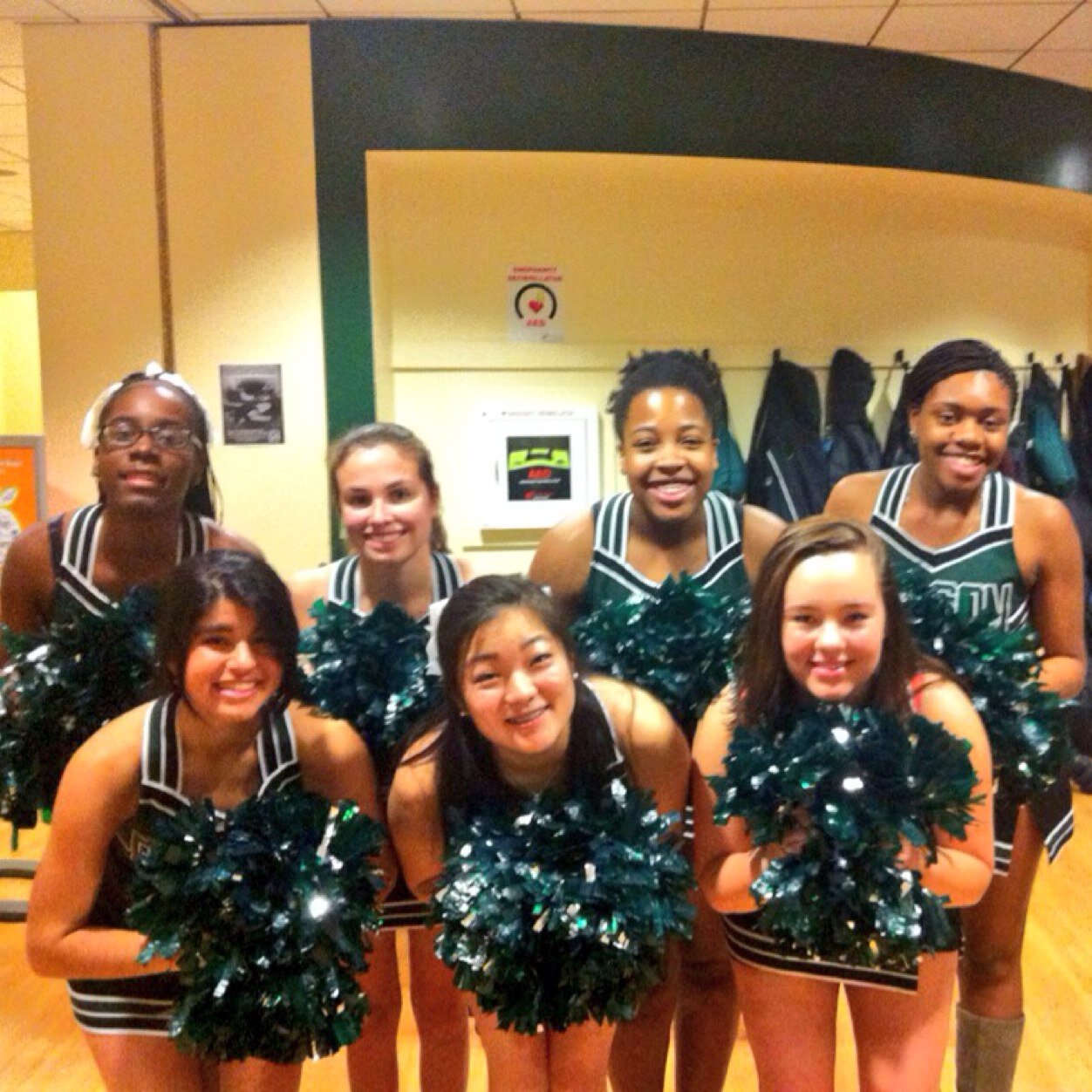 BabsonCheer's profile picture. Babson-Olin-Wellesley Cheerleaders! Go Babson Go!