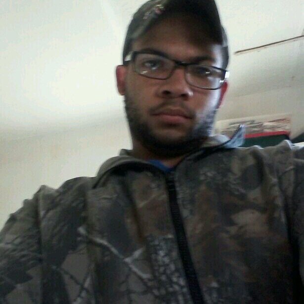 BigCountry32 #TeamSwag , #TeamTreyvonMartin, #TeamTobacco, #TeamSongWriter, #TeamDrummer, #TeamMarried, #TeamTatted, #TeamSinger, #TeamMusician, #TeamRedneck