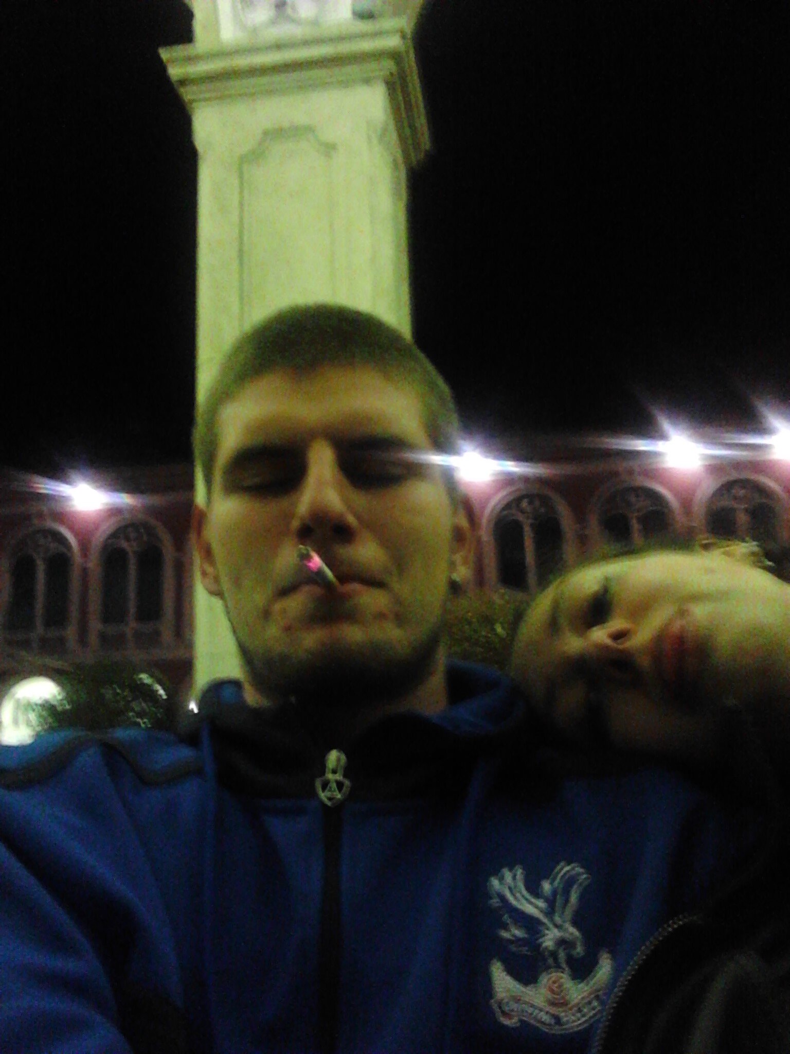Fan of F.C. Crystal Palace, cigarettes,beer and good company. PTID