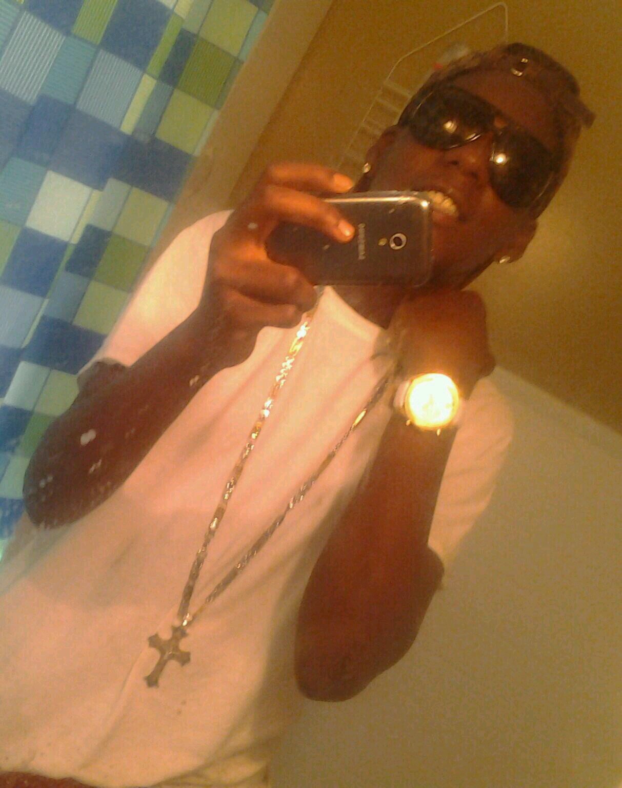 Ion Love No Thot Ion Got Love No Nigga Nd Im Off Da Zoo