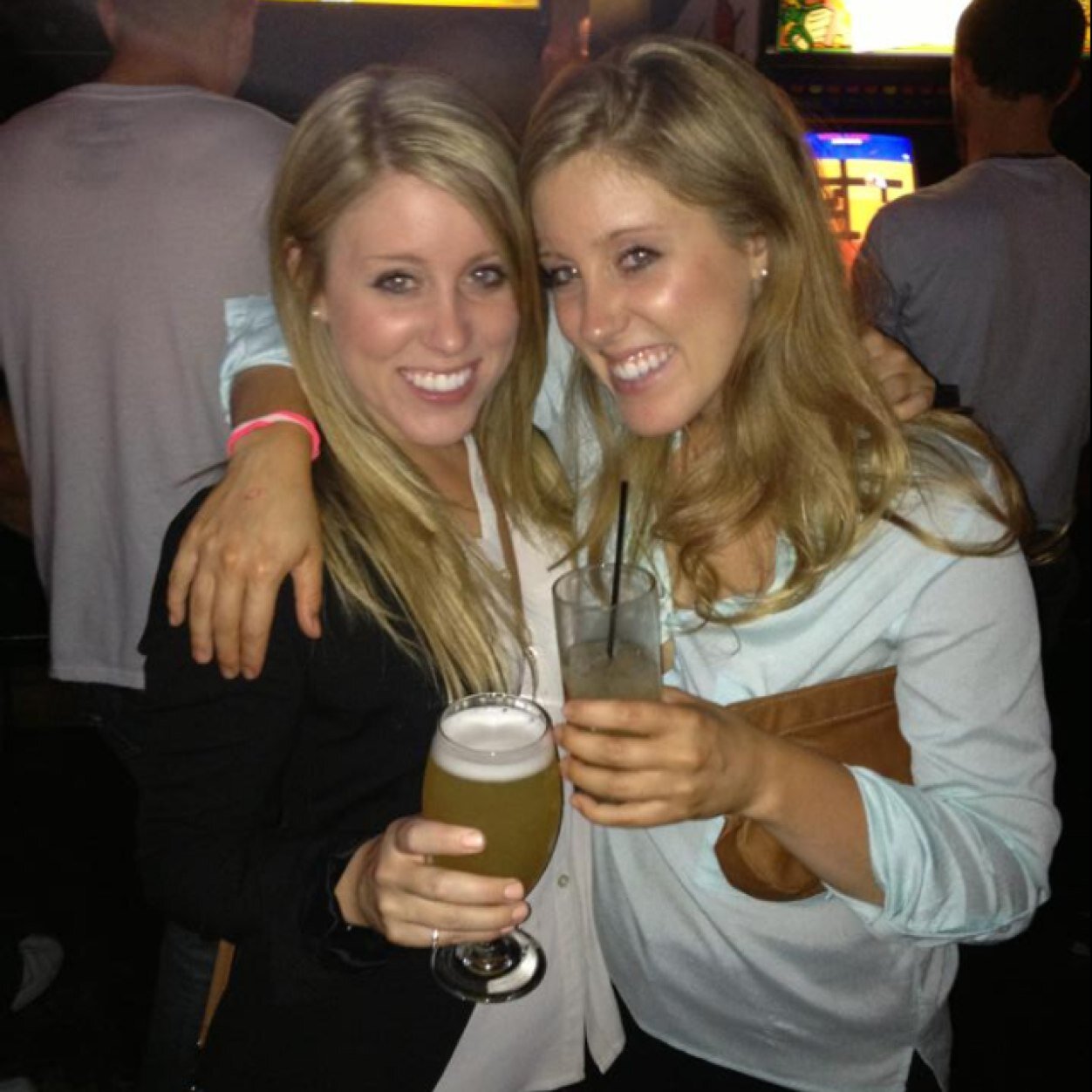 acmait's profile picture. Life is short but sweet for certain.