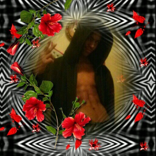 stoneyloc's profile picture. life is not measured by how many breathes you take but how many moments that take your breath away
~ Azura Kuragane