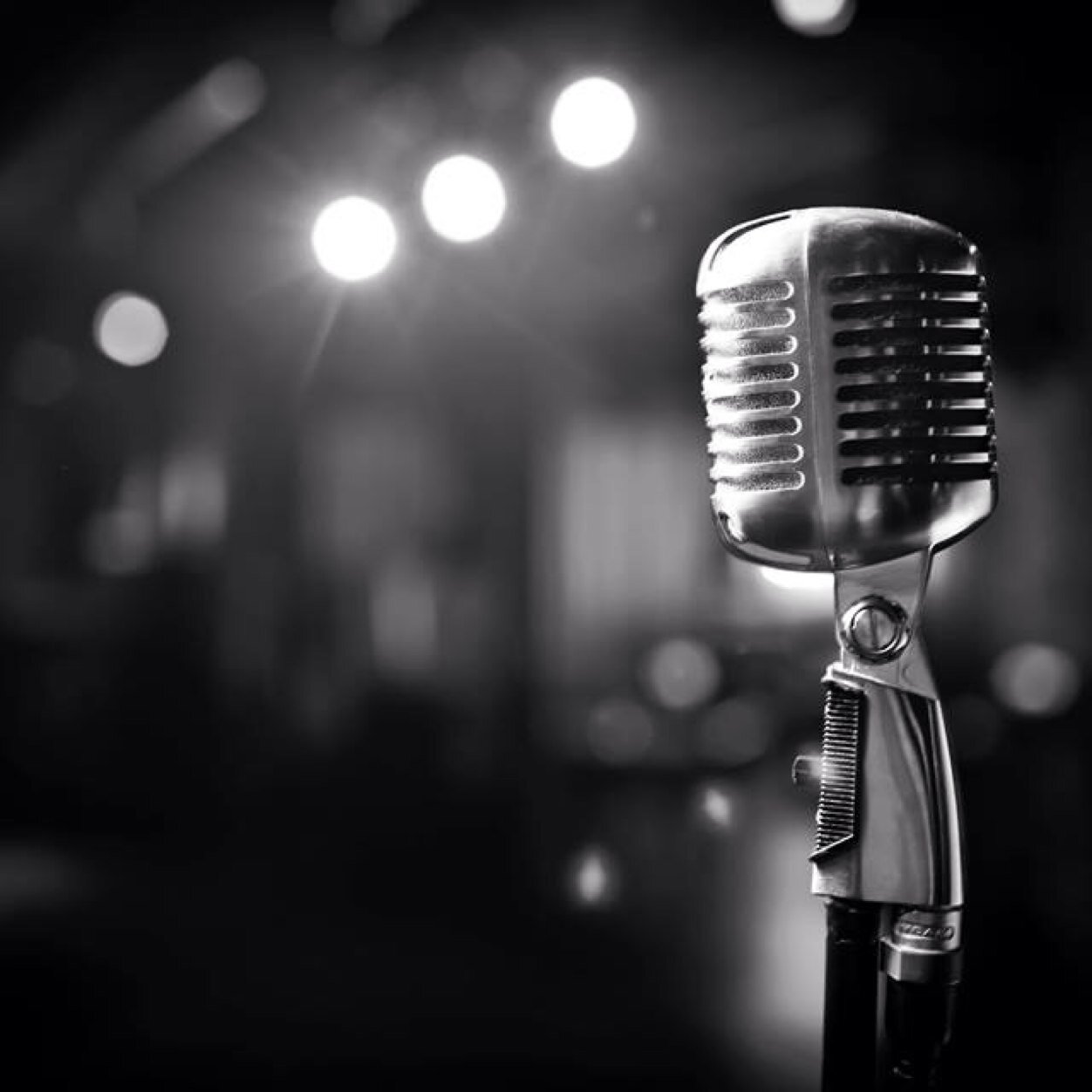 5 piece vocal group based in the West Midlands. Available for parties/weddings/ceremonies etc.
For bookings please email thesingists@hotmail.co.uk