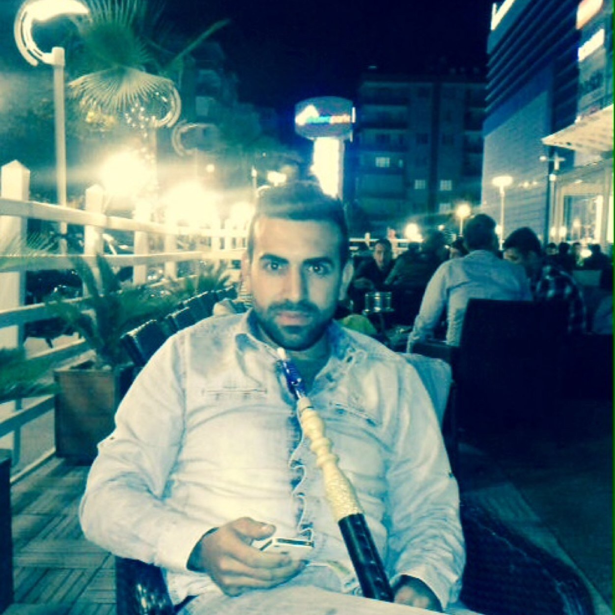 sen anlatmaya başla canım ben bir ara dinlerim saçmalıklarını :/