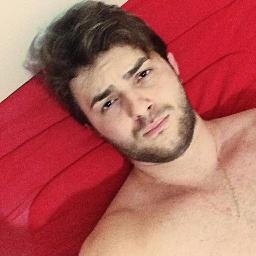 Loiro e Ruivo... Terapeuta e Protestante... Gay e Etc...