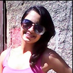 Minha carinha de boneca não me torna uma pessoa frágil, sou forte, sou poderosa.
