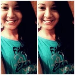 [] Um Rosto Lindo , e um Sorriso Encantador []