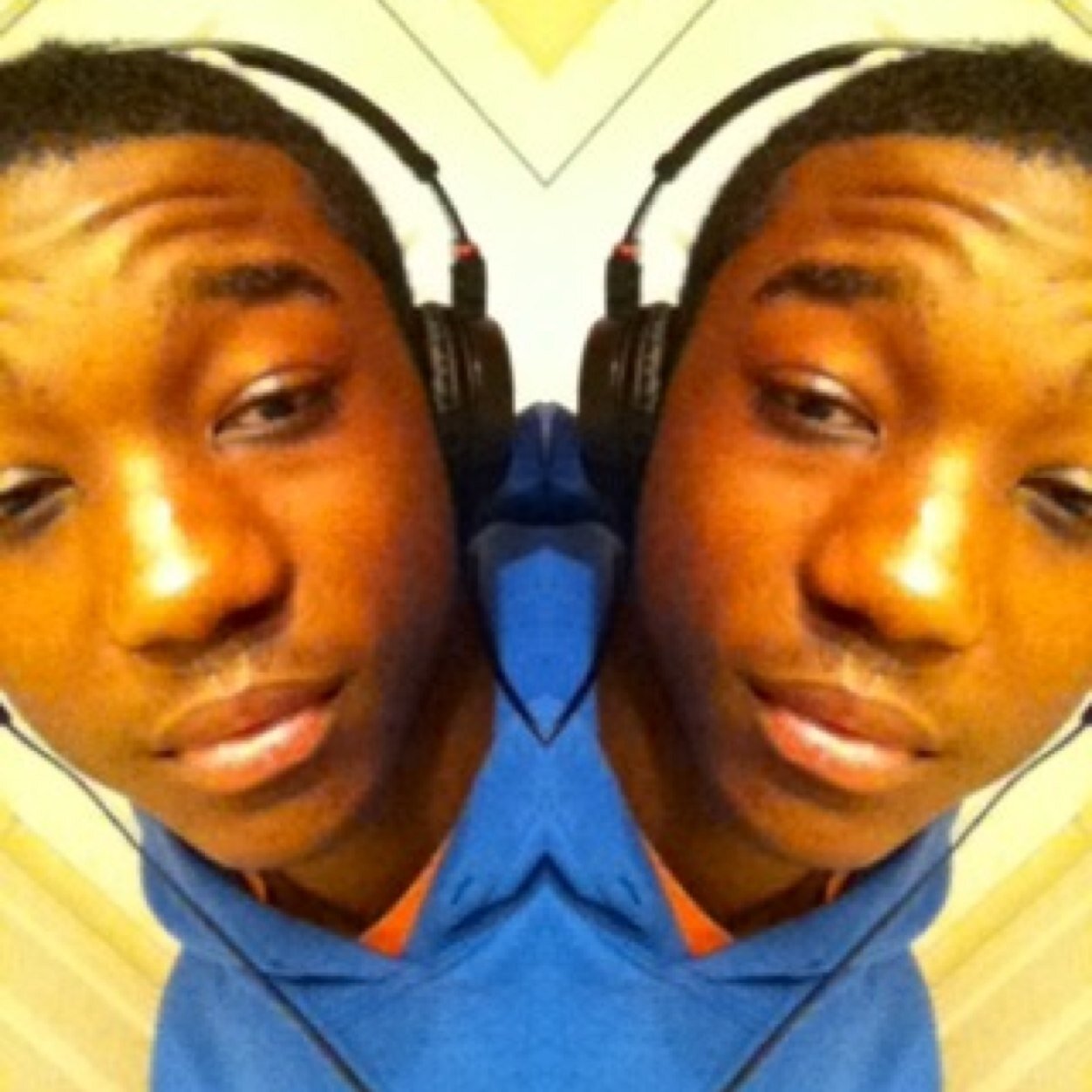 Look im Raymond Age 16 And I play ball, anything you wanna kno then fwm