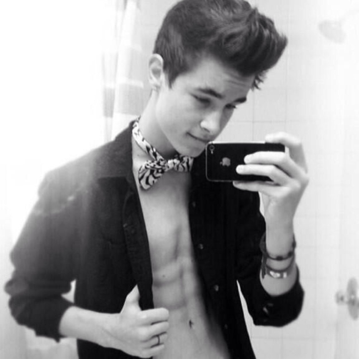 connorssocks4's profile picture. @JCs_PennyBoard AND @samssexyandwet just gave you a free follow please follow her(: