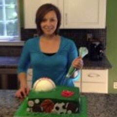 perrybarrybento's profile picture. Wife to an amazing man, mama to 3 busy kiddos, and follower of Jesus Christ.  I love bento making, cake decorating, sewing, crafting, and party planning.
