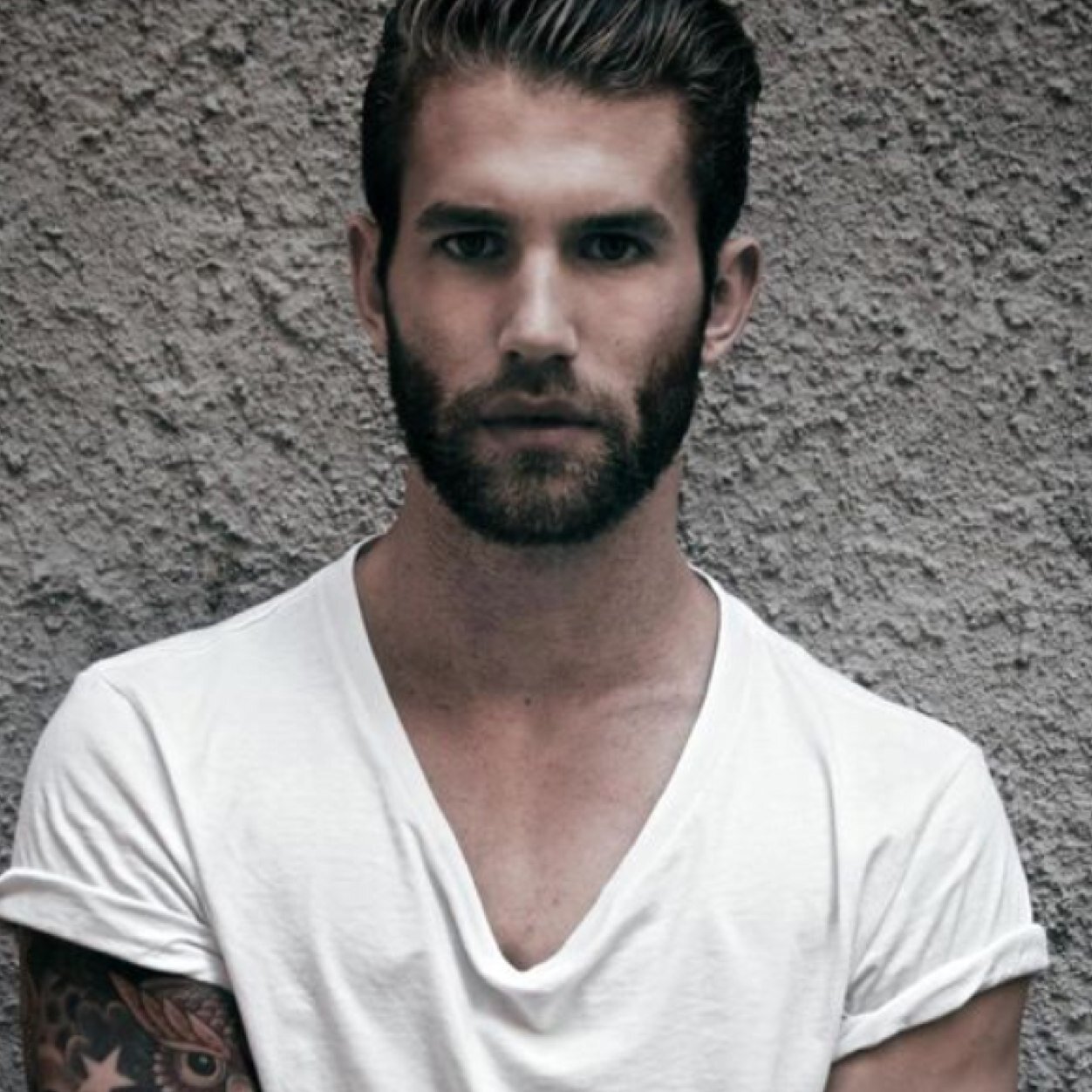 ArcusWhittle's profile picture. 'As the years passed fell into despair and lost all hope. For who could ever learn to love a beast?' | The brother of @ProfWhittle harbouring a secret. {HP-RP}