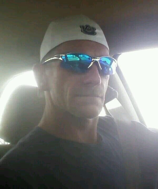 HARDWORKING Pipewelder/Pipefitter who's also a single  father to an AWESOME son!