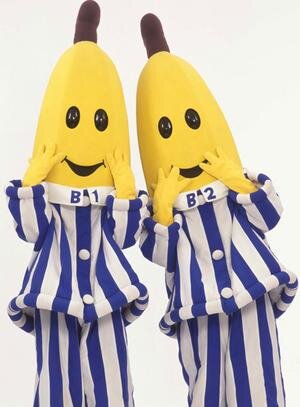 Bananadetective's profile picture. Somos B1 y B2, somos bananas en pijama. Venimos con mucha mala hostia. Ahora tambien politiqueamos, cualquier día es bueno para cambiar el mundo.