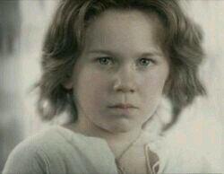 Hijo de @aragorn_2_rey y @arwen_reina》 mi trabajo es volver locos a mis papis 》 #SpanishFakeTolkien #MiddleEarthFakes
