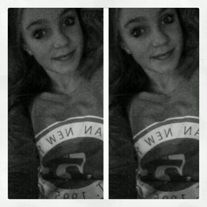 Biggest fan of @onedirection ! ♥ 'hartje' @zaynmalik  hou van me meiden !  
If Nobody's Perfect Than Zayn Is Nobody† ~ love you best ♥♡♥ angela