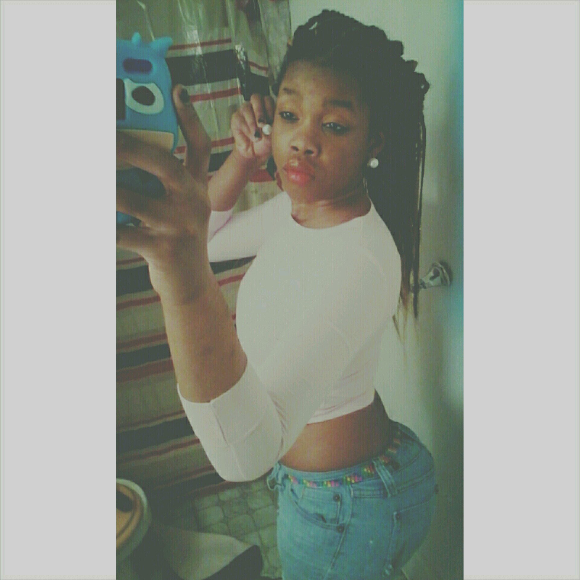 Follow ME Please I Totally Follow Back♥♥♥ YES IM TAKEN 5.20.13 \ FOLLOW ME ON IG TO @iamlaylaking RVA Is Where I Reside If YEEEEEN NOE NOW YOU DO !!!♥♥♥