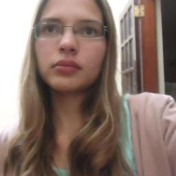 Sou uma arquiteta de sonhos que só constrói decepções...