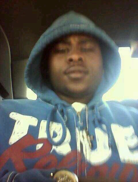 Young Nigga Chasing Dollars. #MoneyTeam #C.O.E #M.O.B