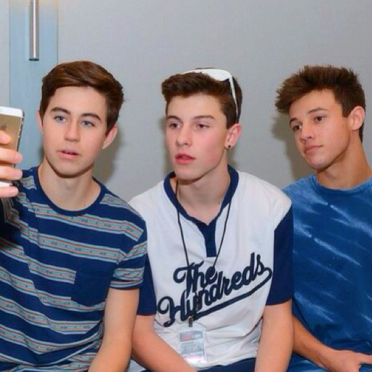 FREE FOLLOW: follow my main account @heytheredallas and you'll recieve an easy and free follow on here :)