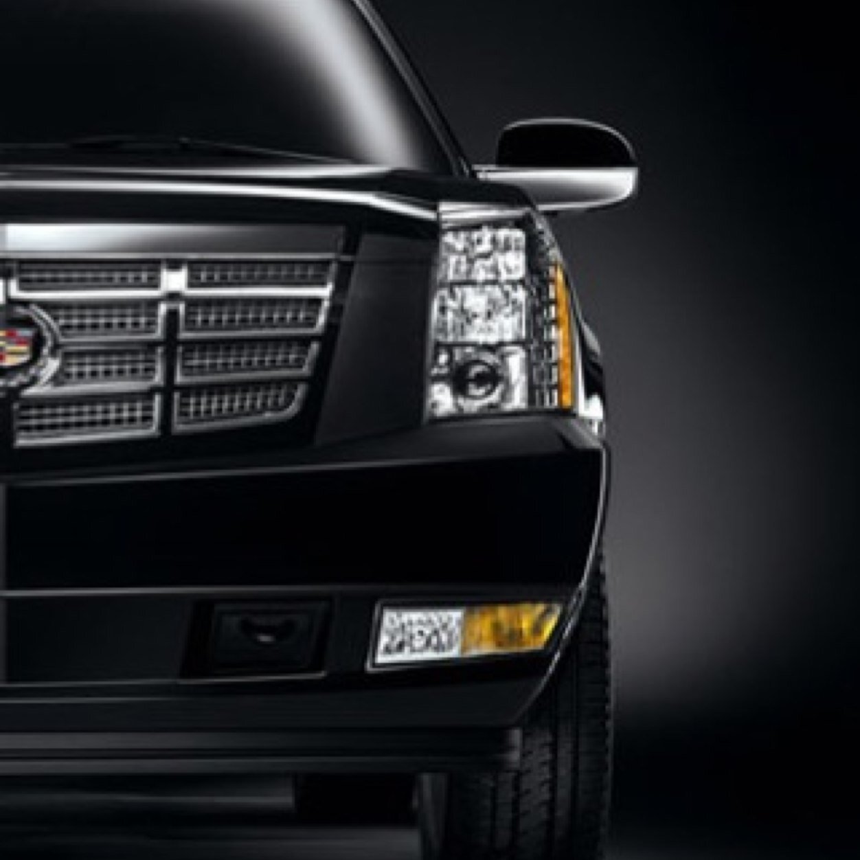 The official EscaladePorn Twitter page. 2.5.13