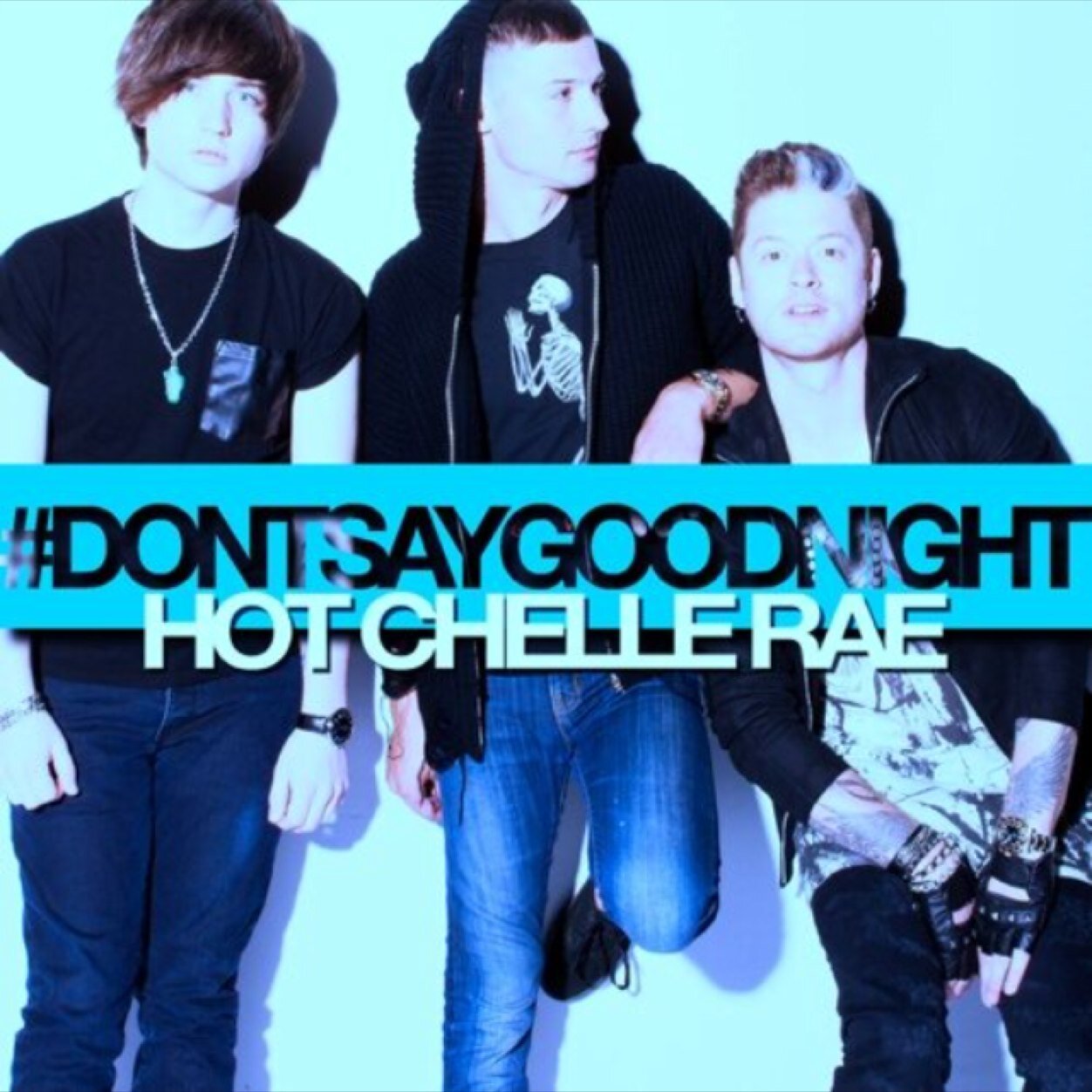 I still have to think about a bio! Maybe something like: HCR fanacount! || #dontsaygoodnight || ~date hcr will follow haha~