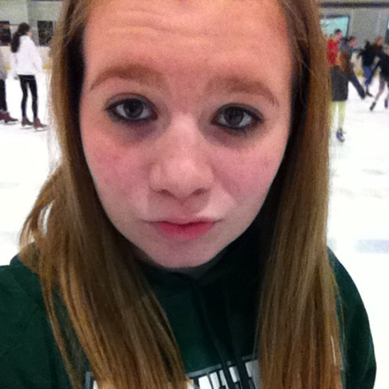 hey people i am maddie miller i Love justin bieber sooo much i talk about him alot haha but i always love making new friends and much more !!!!!