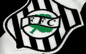 És tesouro do meu coração,  tua torcida é garra, é empolgação.