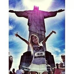 ``a vida se renova e eu também vou renascer´´