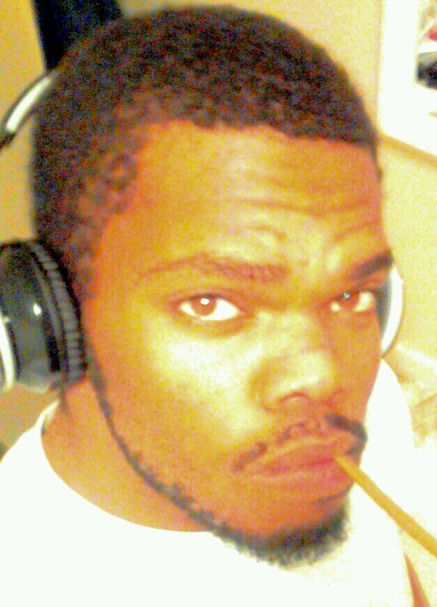 Battle rapper making it to the top one second at a time.... dream BIG    #getmoney #D16 #battlerap
