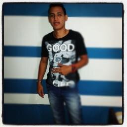 [*¨]:¡ deportista , addicted  to  adrenalina ,   addicted to electronics