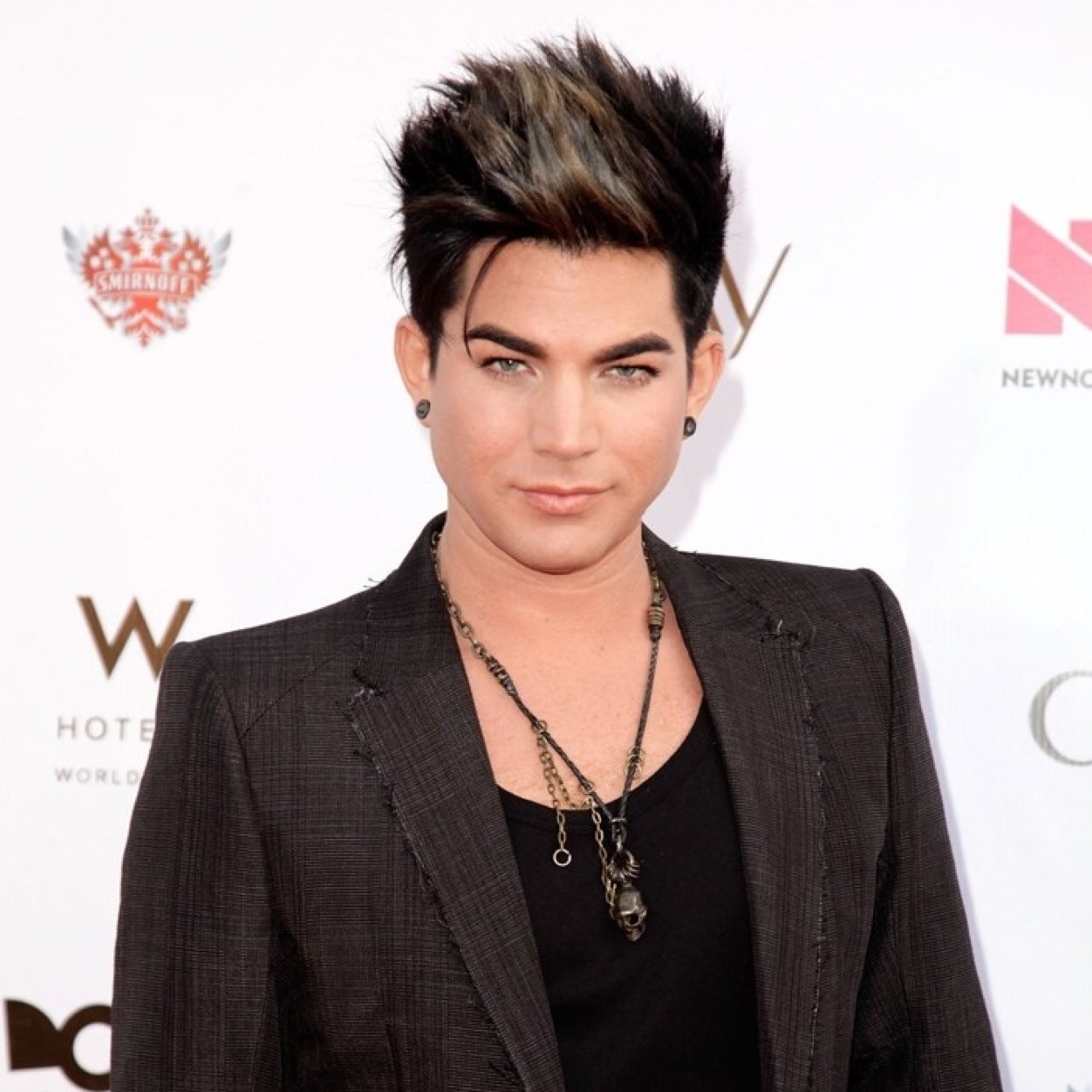 I hope you guys know me, i am Adam Lambert i was on the 8th season of American Idol (vampire/Gay/RP/single)