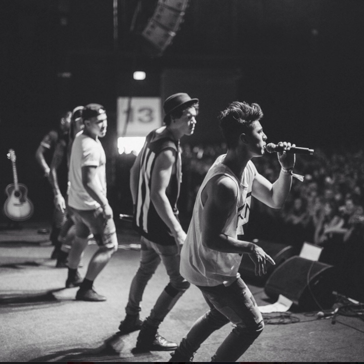 Moorhouse and 5sos ❤️